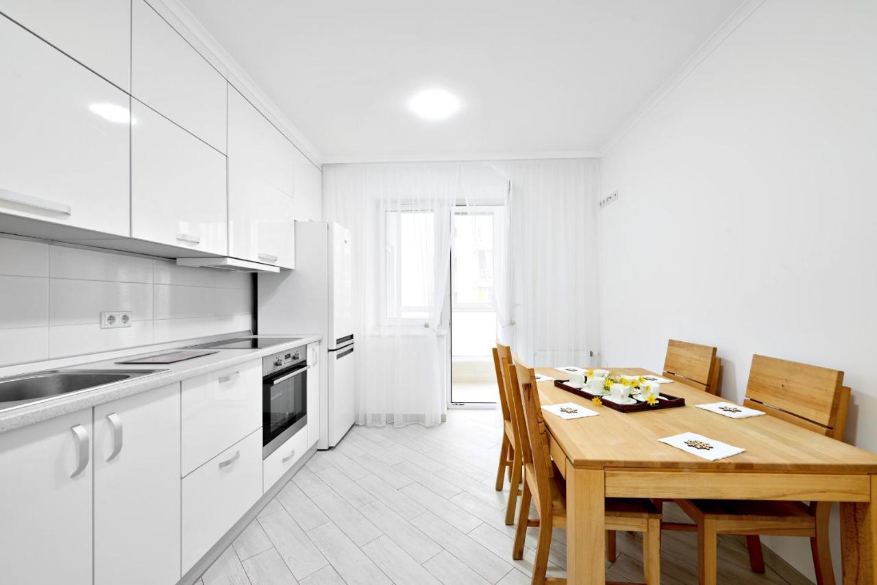 Квартира Для Вас! Вул. Голинського, 8! Apartment Lviv Exterior photo