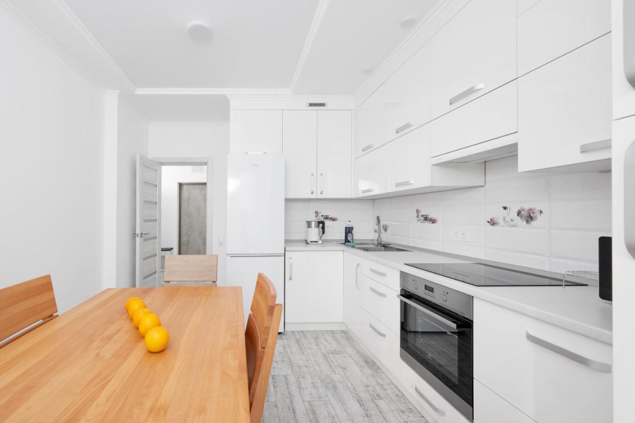 Квартира Для Вас! Вул. Голинського, 8! Apartment Lviv Exterior photo