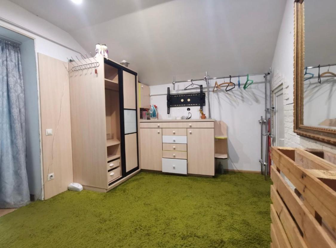 Квартира Для Вас! Вул. Голинського, 8! Apartment Lviv Exterior photo
